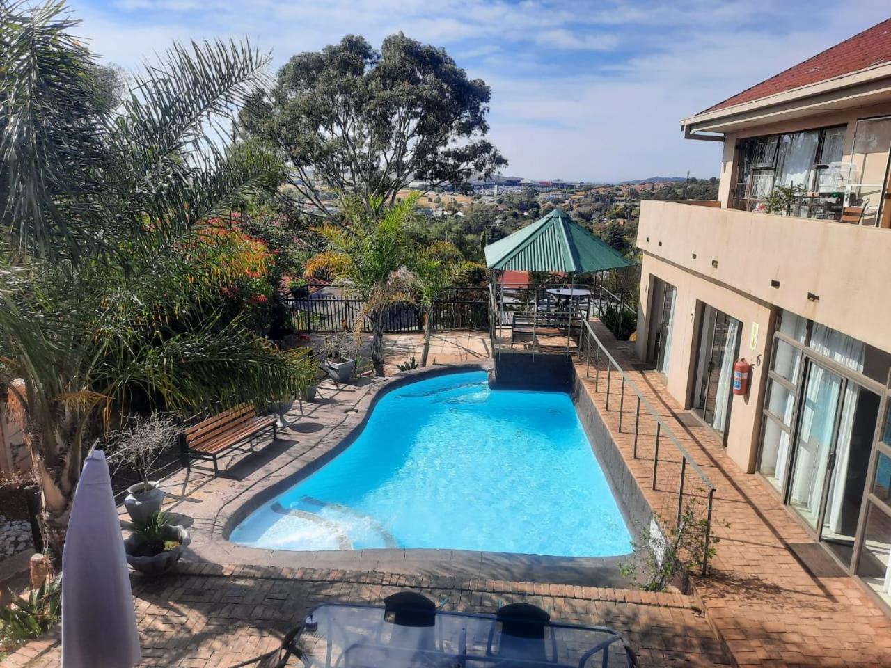 Aviators Retreat B&B Krugersdorp Exteriör bild