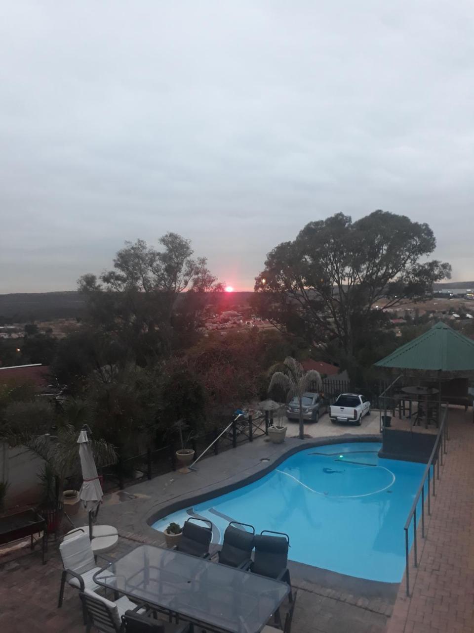 Aviators Retreat B&B Krugersdorp Exteriör bild